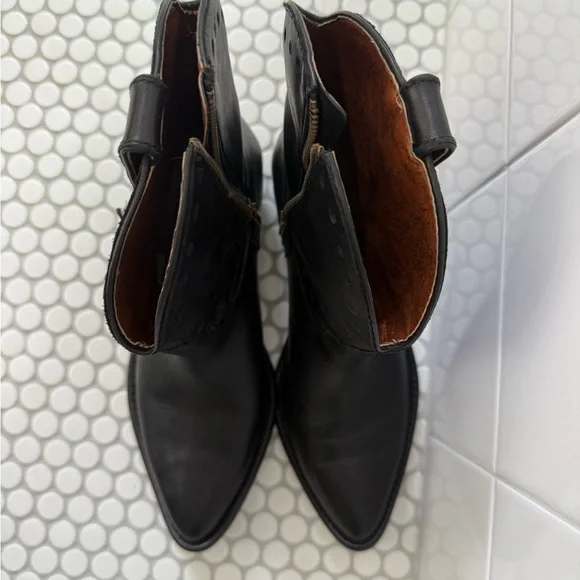Lucky Brand Black Leather Ankle Booties - Picture 2 of 7